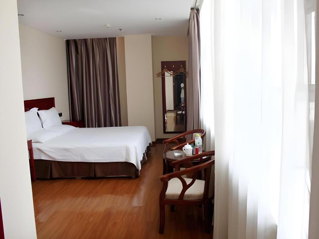 Greentree Inn Jining Yanzhou Jiuzhou Fangyuan Business Hotel Esterno foto