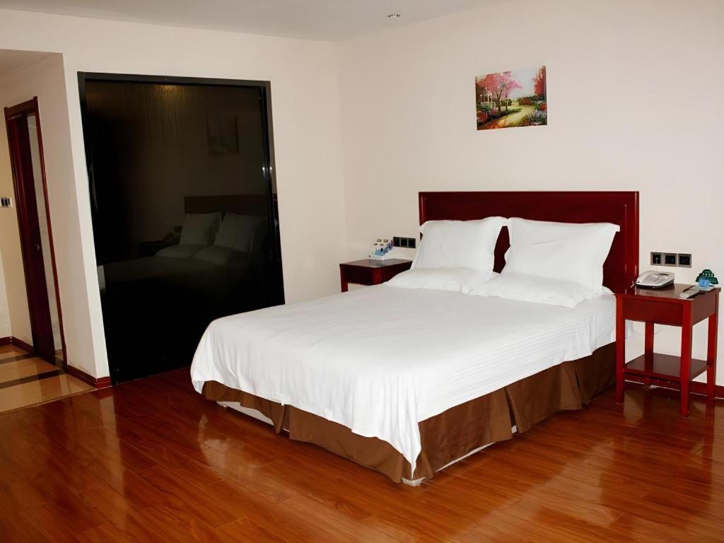 Greentree Inn Jining Yanzhou Jiuzhou Fangyuan Business Hotel Esterno foto